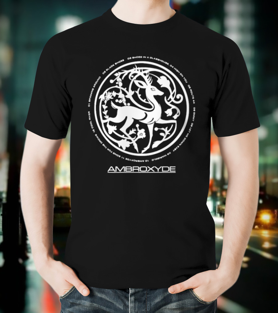 Felly Ambroxyde Scandinavian Deer Floral Circle T-Shirt