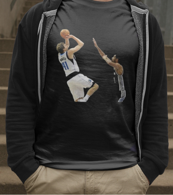 Dirk Nowitzki Fadeaway Jumper Over Tim Duncan NBA Iconic Moment T-Shirt