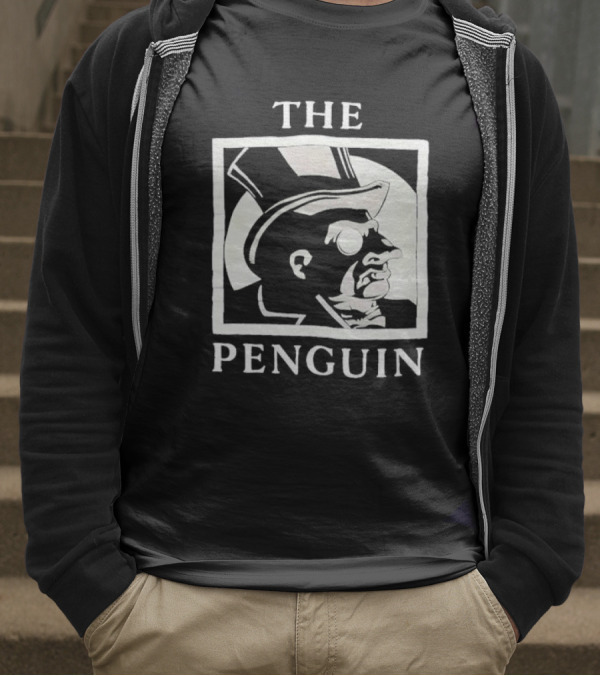 Batman Returns The Penguin Villain Silhouette Art T-Shirt
