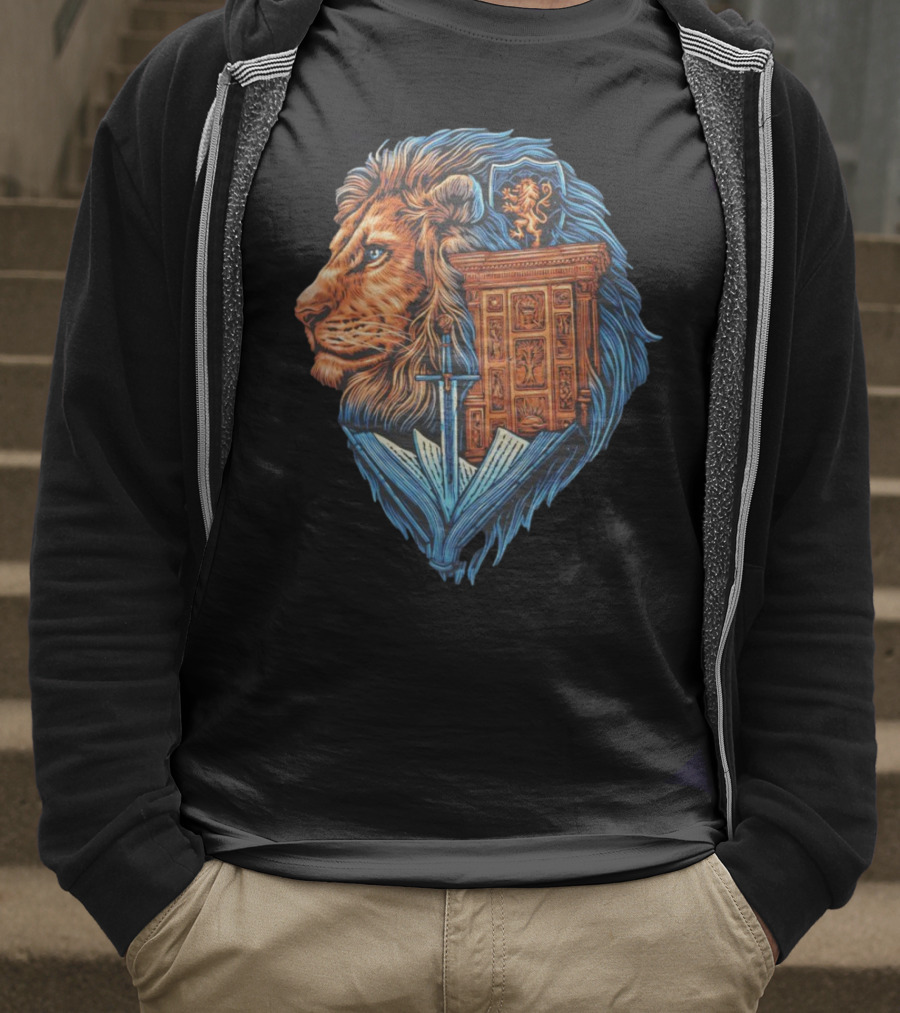 C.S. Lewis’ The Chronicles Of Narnia The Lion The Witch And The Wardrobe Love And Fantasy T-Shirt