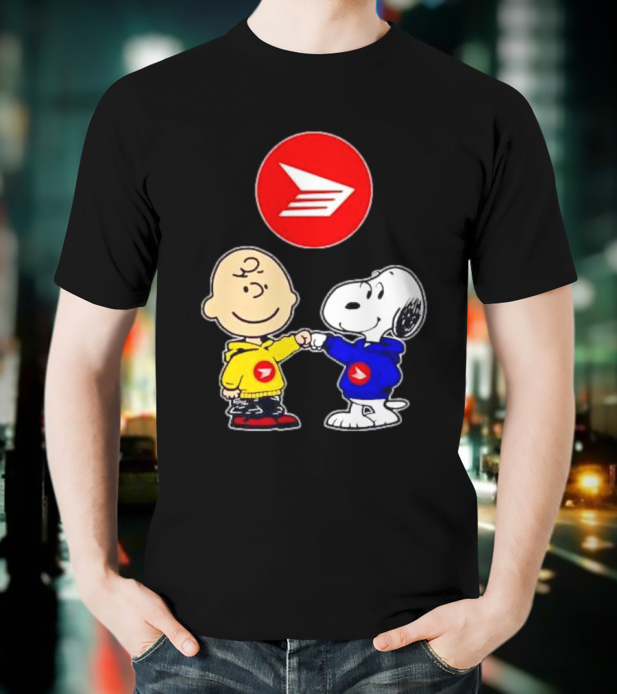 Canada Post Charlie Brown And Snoopy T-Shirt