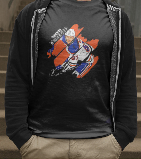 Connor McDavid Edmonton Oilers NHL Hockey Stripes Signature Vintage T-Shirt