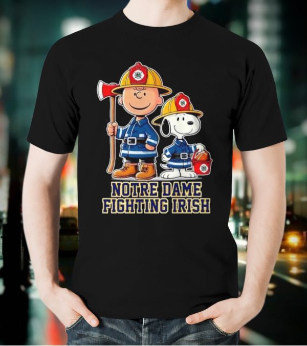 Firefighter Charlie Brown And Snoopy Notre Dame Fighting Irish T-Shirt