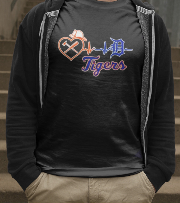 Firefighter Detroit Tigers Heartbeat T-Shirt