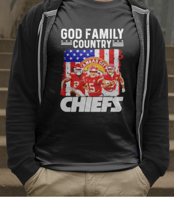 God Family Country Kansas City Chiefs Signatures T-Shirt
