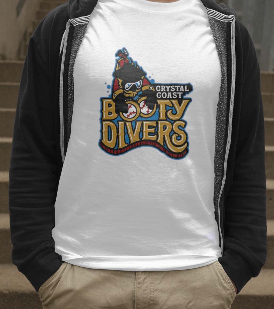 Crystal Coast Booty Divers Pirate Spyglass Emblem T-Shirt