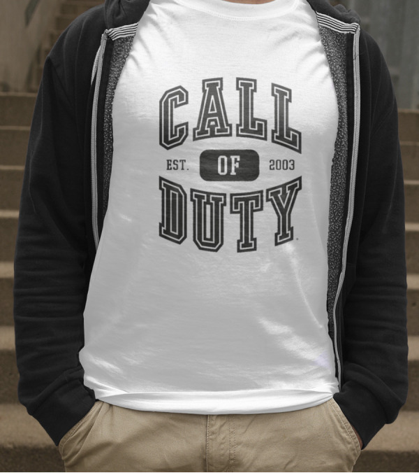 Call Of Duty Alumnus Est 2003 Gaming Apparel T-Shirt