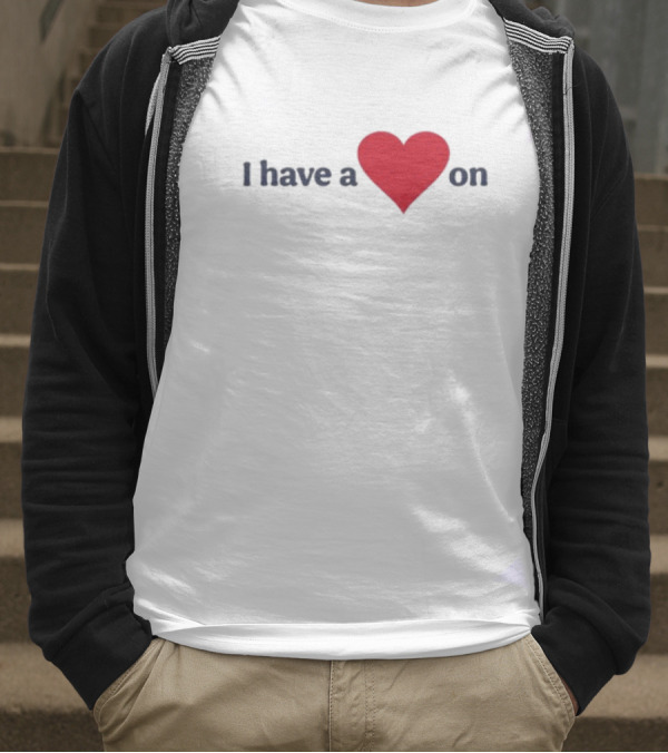 Familyfriendlyog I Have A Heart On Red Heart Design T-Shirt