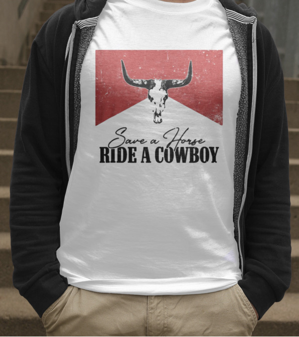 Cowboy Bull Skull Save A Horse Ride A Cowboy Retro Western T-Shirt