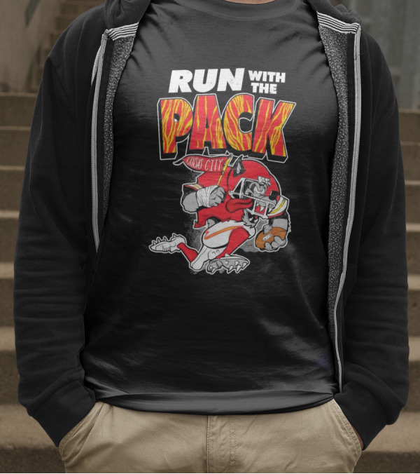 Run With The Pack Kansas City Chiefs KC Wolf 2025 T-Shirt