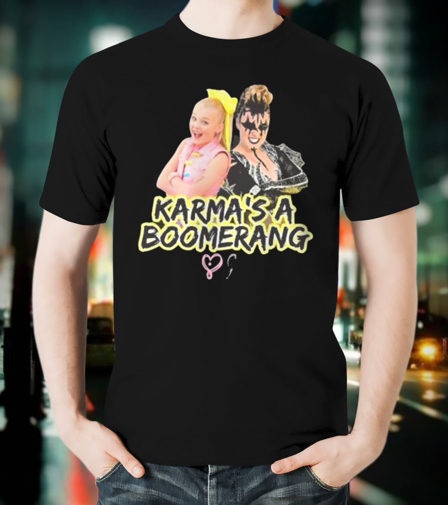 Karma's A Boomerang Pop Star And Rock Icon Style Contrast T-Shirt