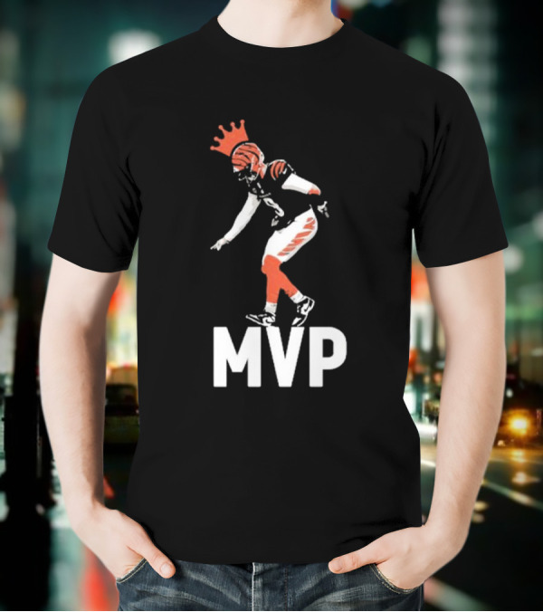 Lfg Cincy Jackpot Joey Mvp Football Player Illustration With Crown T-Shirt