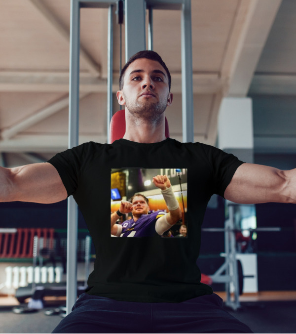 Minnesota Vikings Locker Room Celebration NFL Sam Darnold Insight T-Shirt