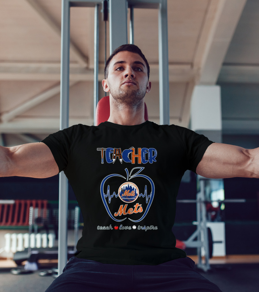 New York Mets Teacher Heartbeat Apple Teach Love Inspire 2025 T-Shirt