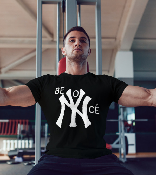 BEYONCÉ NY NY Yankees T-Shirt