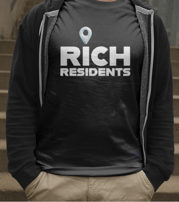 Rich Residents Oversized Diamond Map Pin T-Shirt