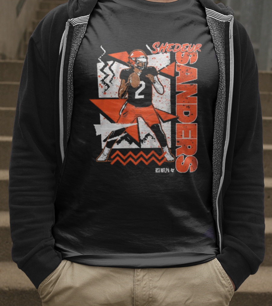 Shedeur Sanders 90s Style Retro Football Illustration T-Shirt
