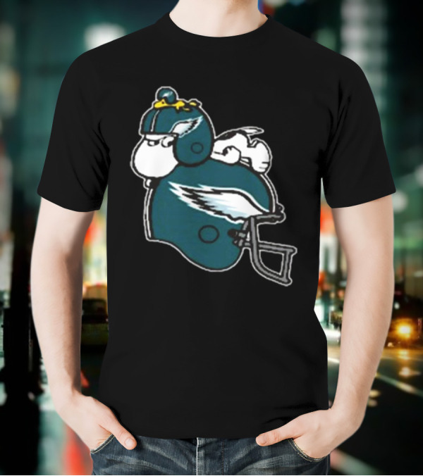Snoopy Woodstock Relaxing Philadelphia Eagles Football Helmet T-Shirt
