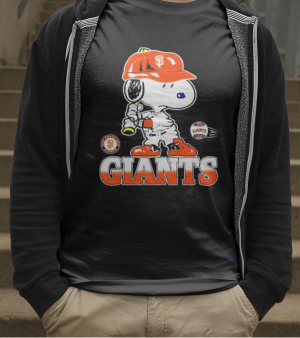 Snoopy SF Giants Baseball Fan Art Peanuts Sports Graphic T-Shirt