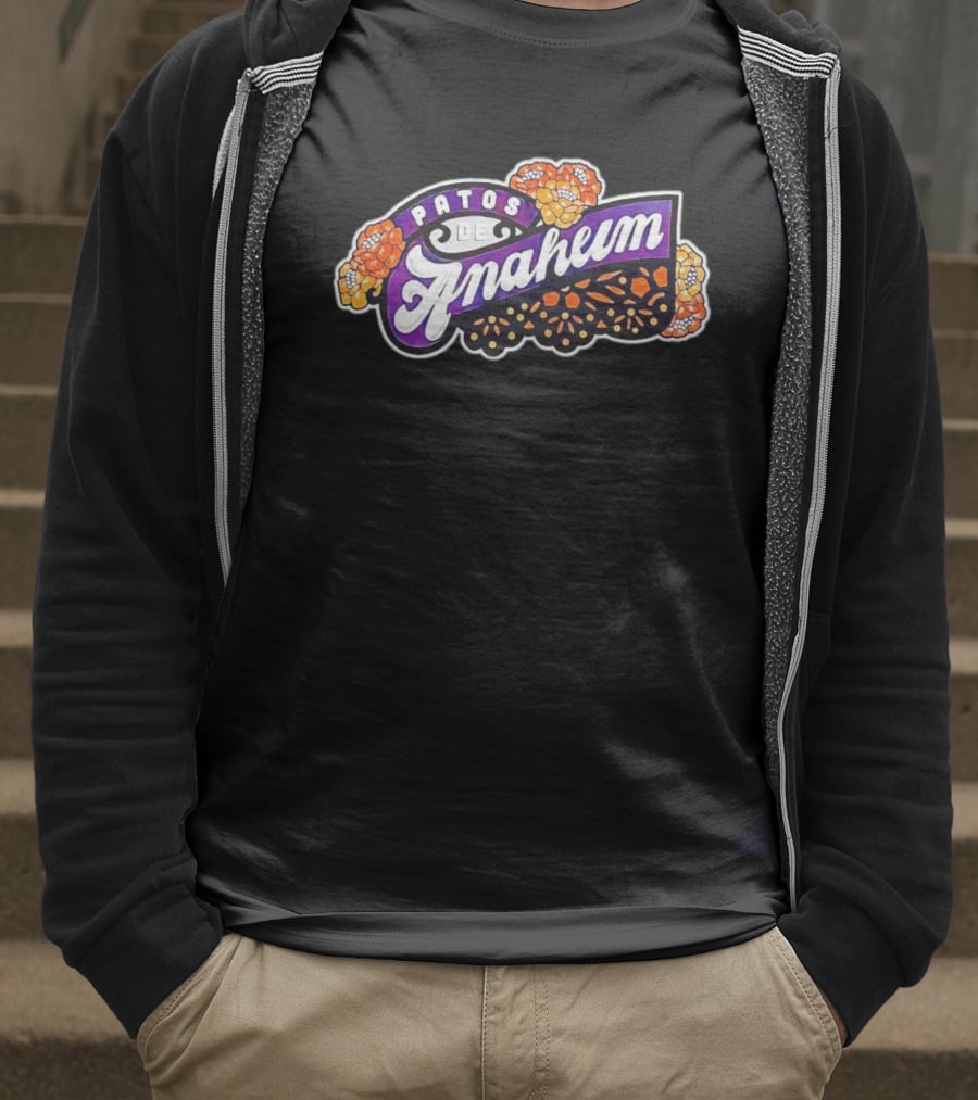 Patos De Anaheim Día De Los Muertos Florals T-Shirt