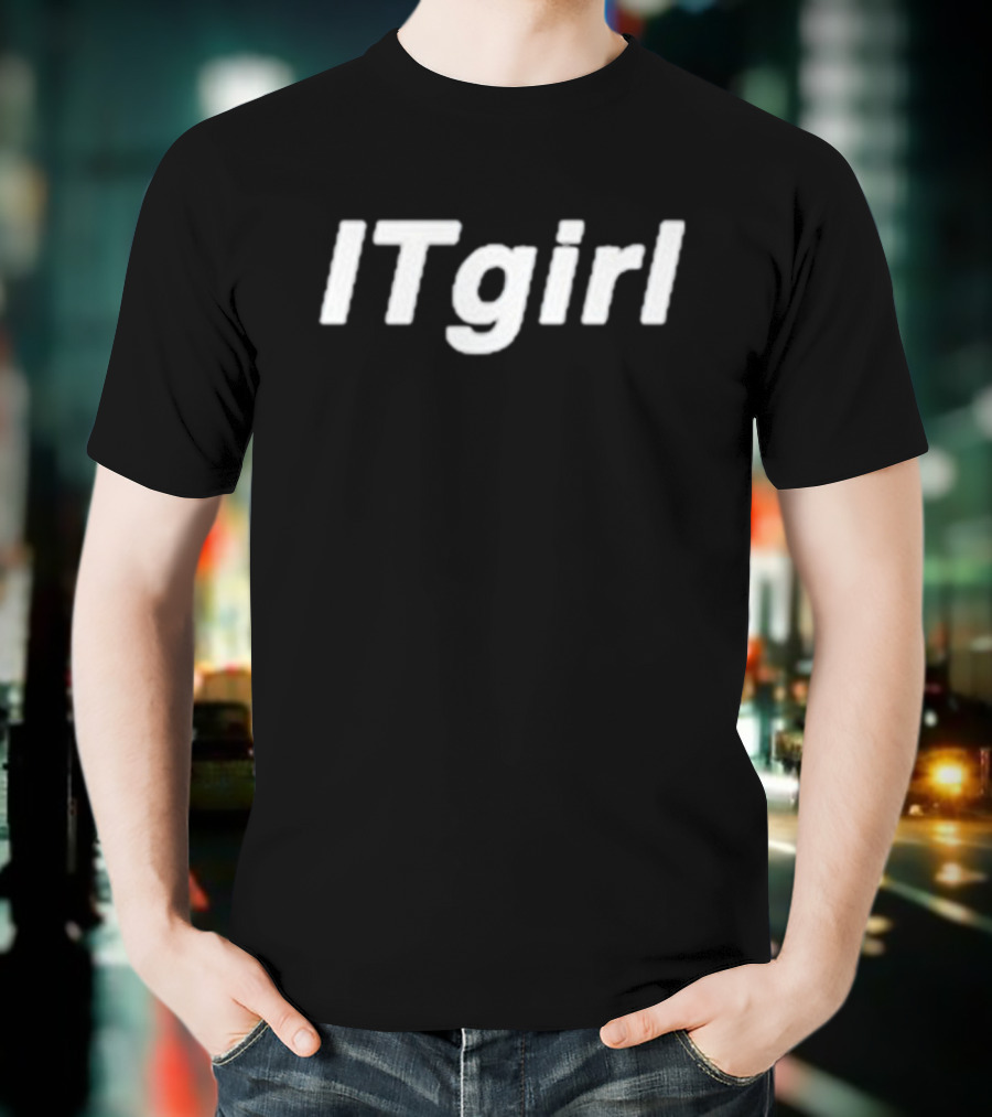 IT Girl Jade Fashion Trend T-Shirt