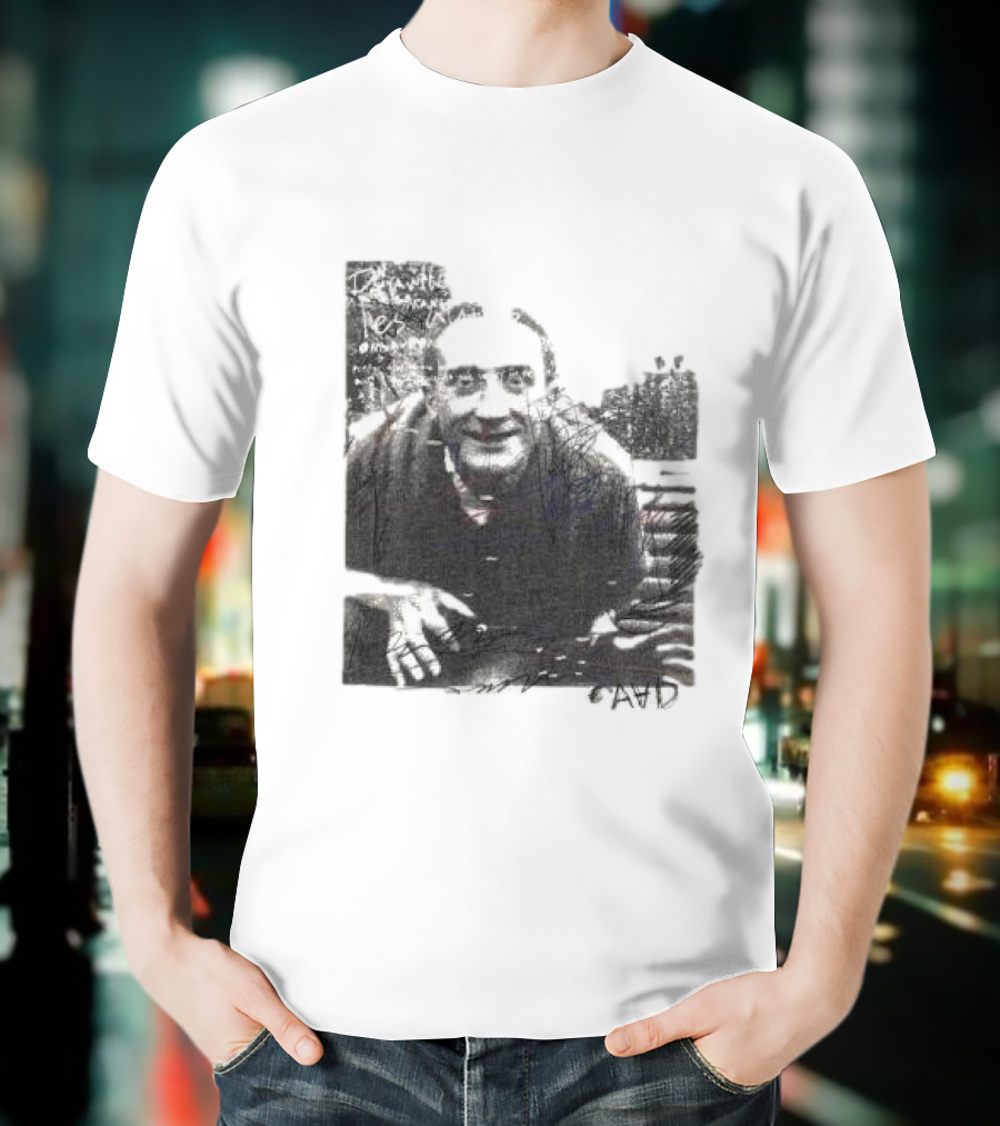 Duchamp Portrait AVID Text Compilation T-Shirt