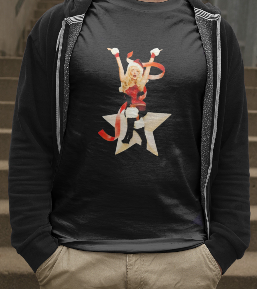 Sabrina Carpenter Santa Star Festive Decor T-Shirt