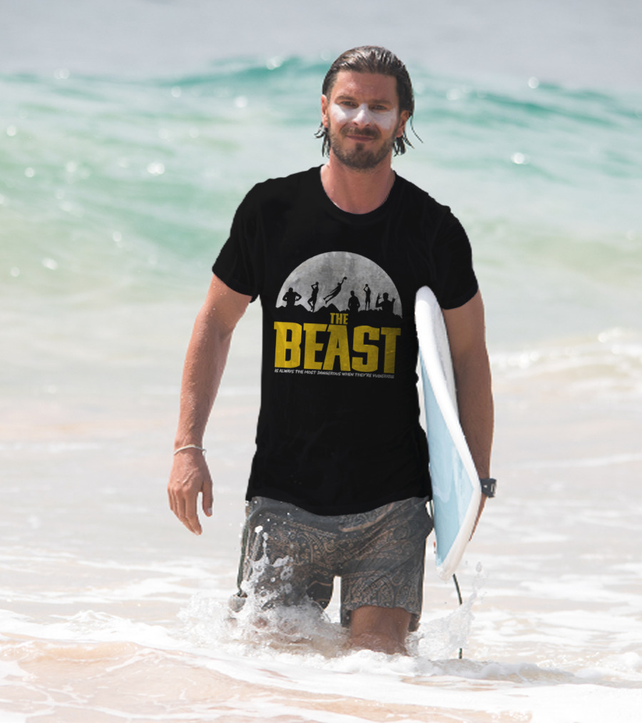 The Beast Is Always The Most Dangerous When They're Vulnerable Silhouettes Moon Scene T-Shirt