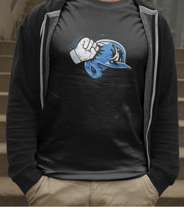 The Wolf Of Chavez Ravine Los Angeles Dodgers Fist Bump Helmet T-Shirt