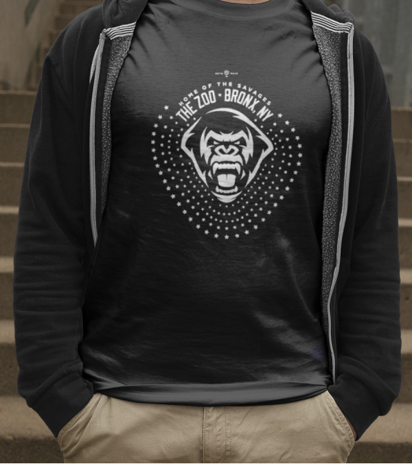 The Zoo Bronx NY Home Of The Savages Roaring Gorilla Star Pattern T-Shirt