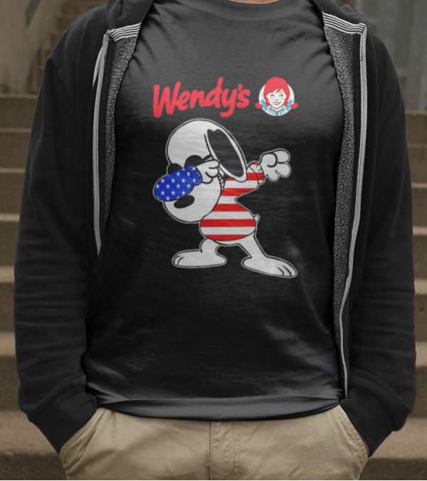 Wendy’s Snoopy Dabbing American Flag Stripes T-Shirt