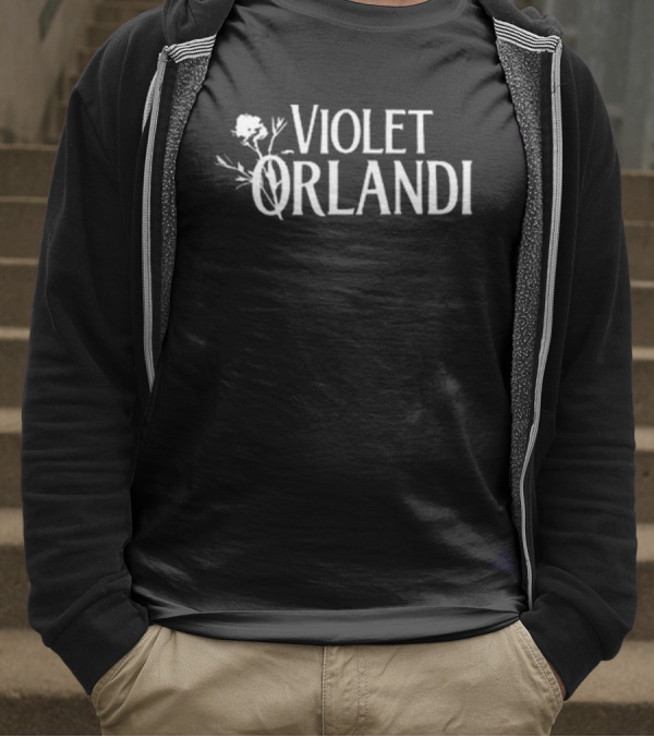 Violet Orlandi Flower апреля T-Shirt