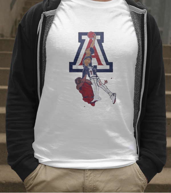 Arizona Basketball Caleb Love Dunking Over Defender T-Shirt
