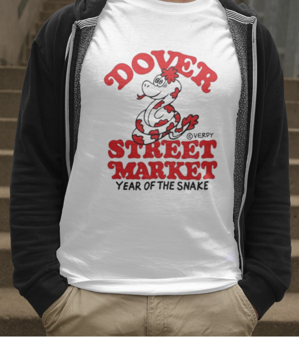Dover Street Market X Year Of The Snake Red Text Desempacados Verdy Collaboration T-Shirt